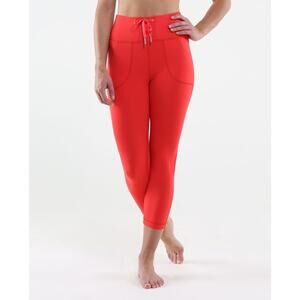 Lululemon Will Crop in color Love Red size 4